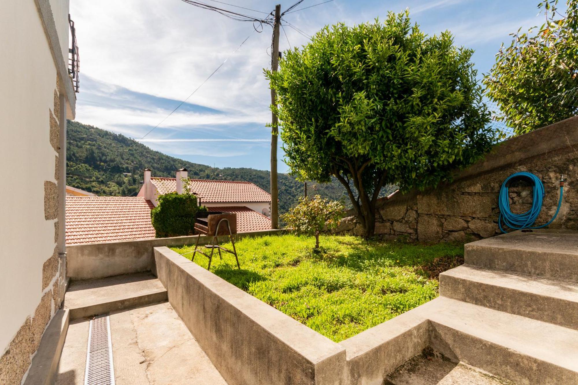 Casa Dos Mouros - 2 Quartos E Cozinha - Serra Da Estrela - Лорига Экстерьер фото